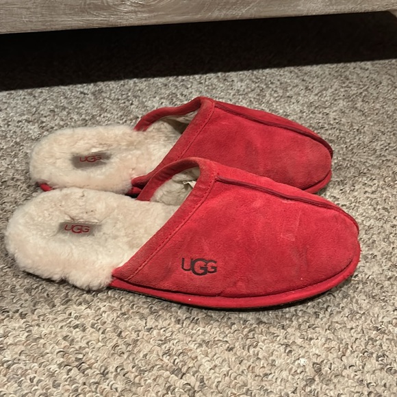 Ugg red suede scuff slip on warm sheepskin slip on shoes sz 10 - Picture 3 of 6
